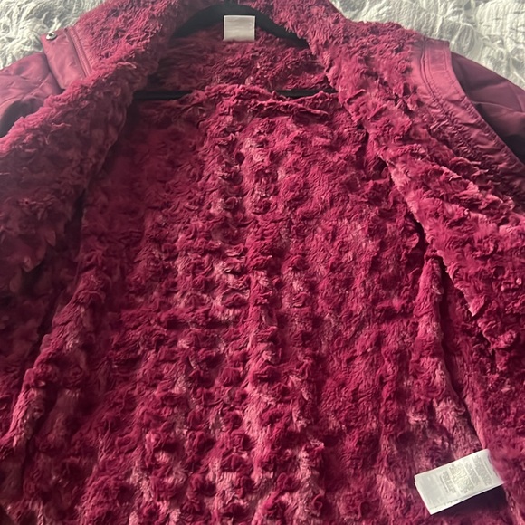 COLUMBIA Copper Crest Diamond Quilted Jacket  
Marionberry size XS - Picture 15 of 15